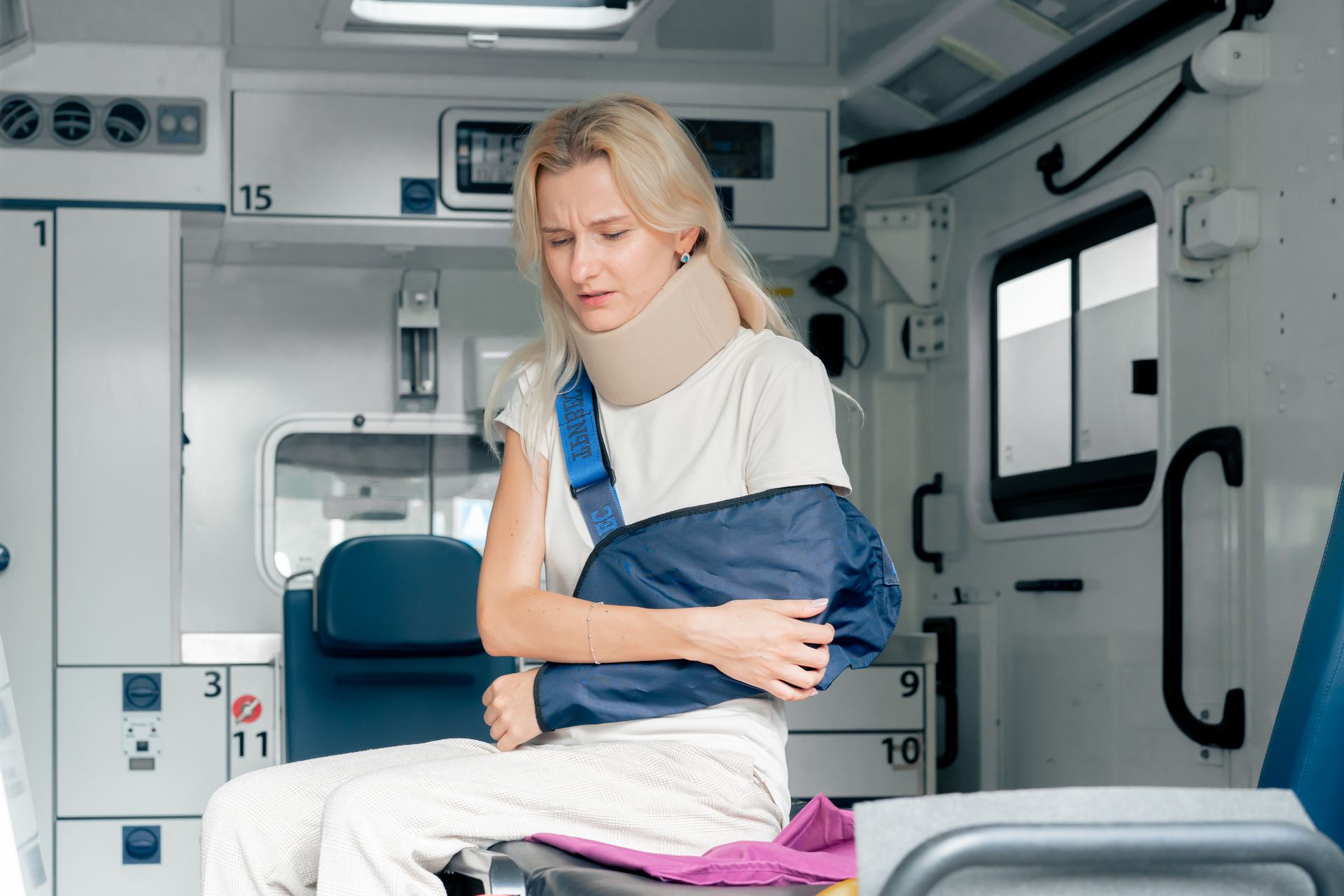 Car Accident Shoulder Injury Guide: Symptoms, Treatment, and Your Legal Options